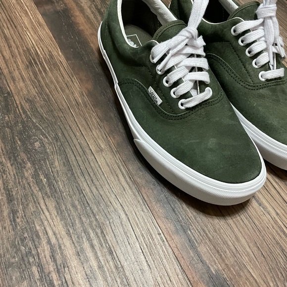 Two pair men vans 9.5 - Picture 4 of 7